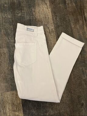 Juicy Couture White Skinny Jeans - Clean Mid-Rise Fit